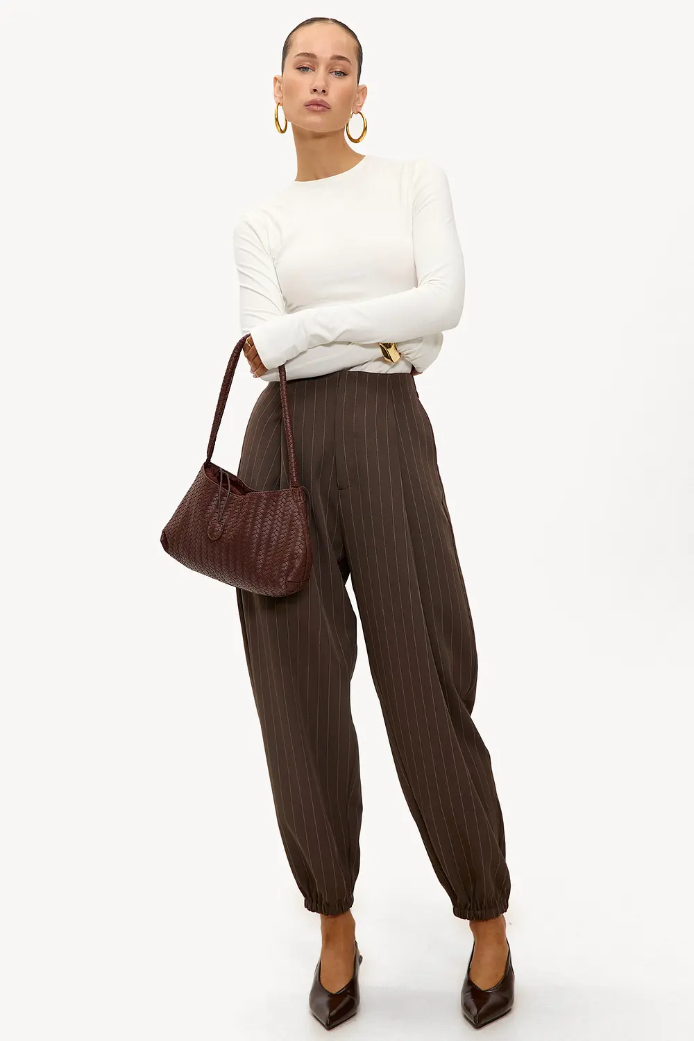 Brown balloon pants with stripes